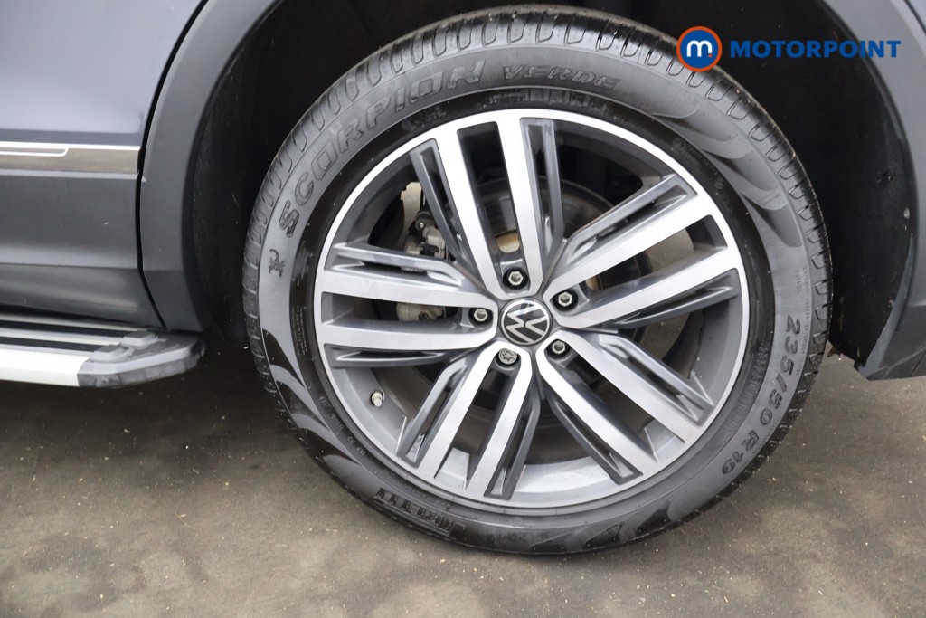 Volkswagen Tiguan Elegance Automatic Diesel SUV - Stock Number (1587616) - 36th supplementary image
