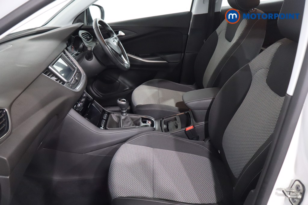 Vauxhall Grandland X SE Manual Petrol SUV - Stock Number (1589430) - 4th supplementary image