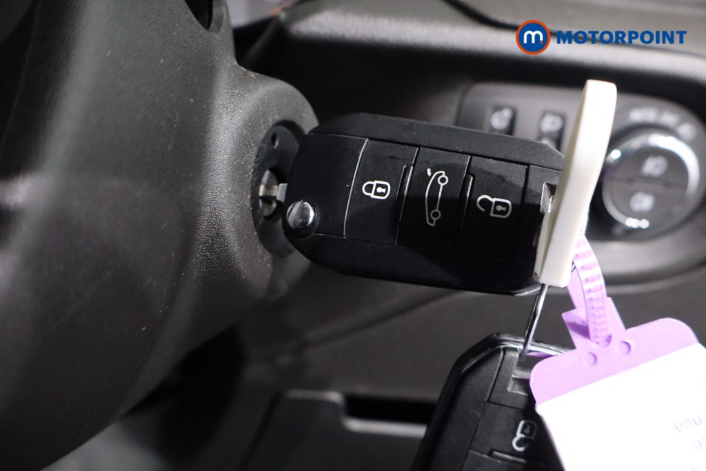 Vauxhall Grandland X SE Manual Petrol SUV - Stock Number (1589430) - 18th supplementary image