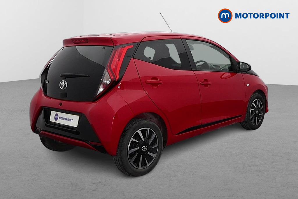 Toyota Aygo X-Trend Manual Petrol Hatchback - Stock Number (1589918) - Drivers side rear corner