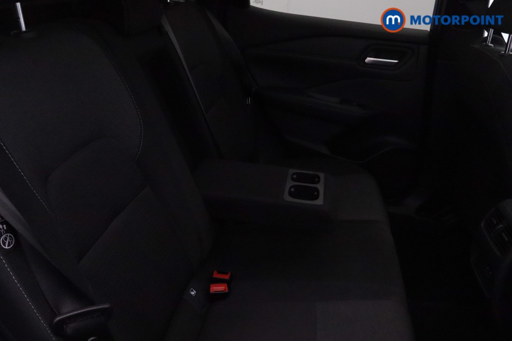 Nissan Qashqai Premiere Edition Manual Petrol SUV - Stock Number (1590597) - 20th supplementary image