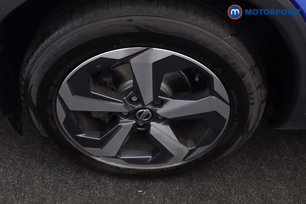 Nissan Qashqai Premiere Edition Manual Petrol SUV - Stock Number (1590597) - 24th supplementary image