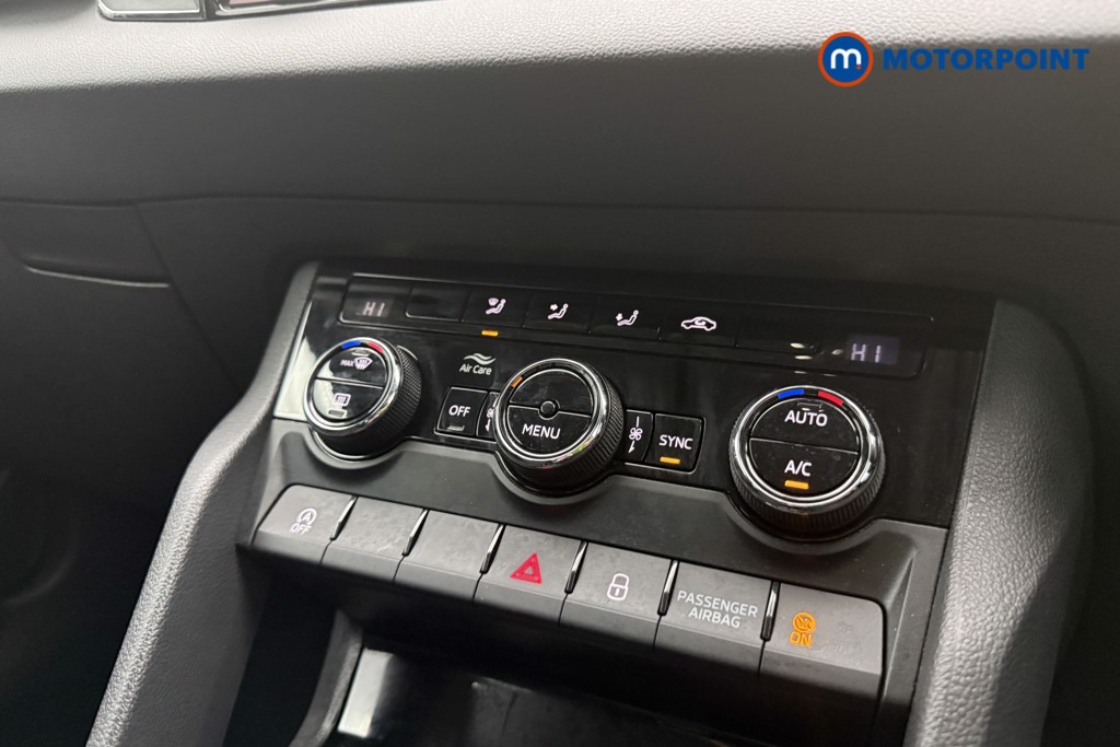Skoda Karoq SE Manual Petrol SUV - Stock Number (1591094) - 12th supplementary image