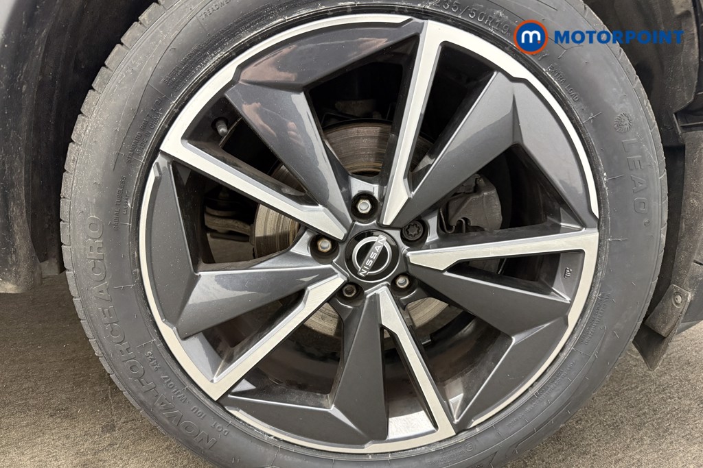 Nissan Qashqai Tekna Manual Petrol SUV - Stock Number (1591278) - 4th supplementary image