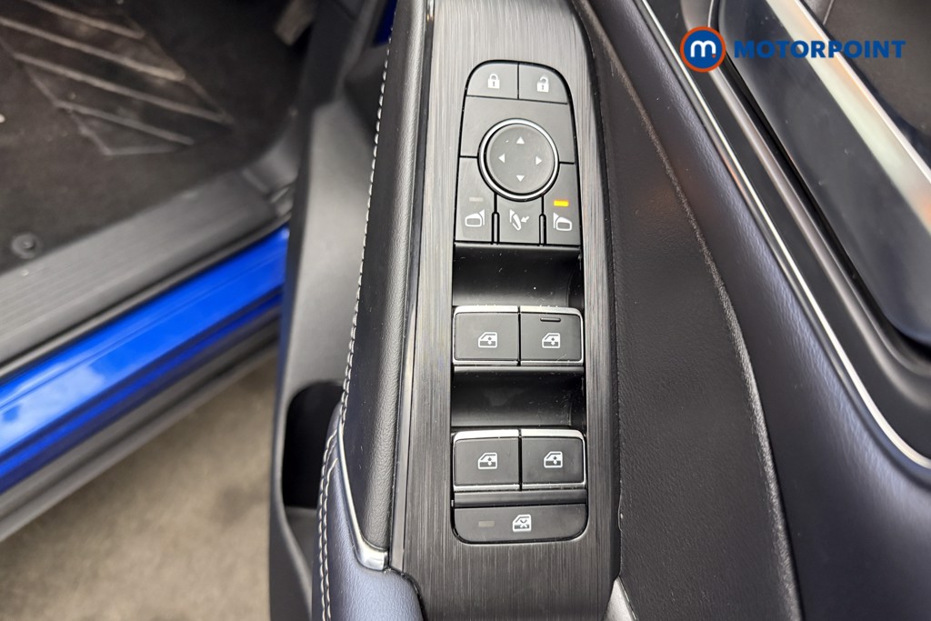 Nissan Qashqai Tekna Manual Petrol SUV - Stock Number (1591278) - 20th supplementary image