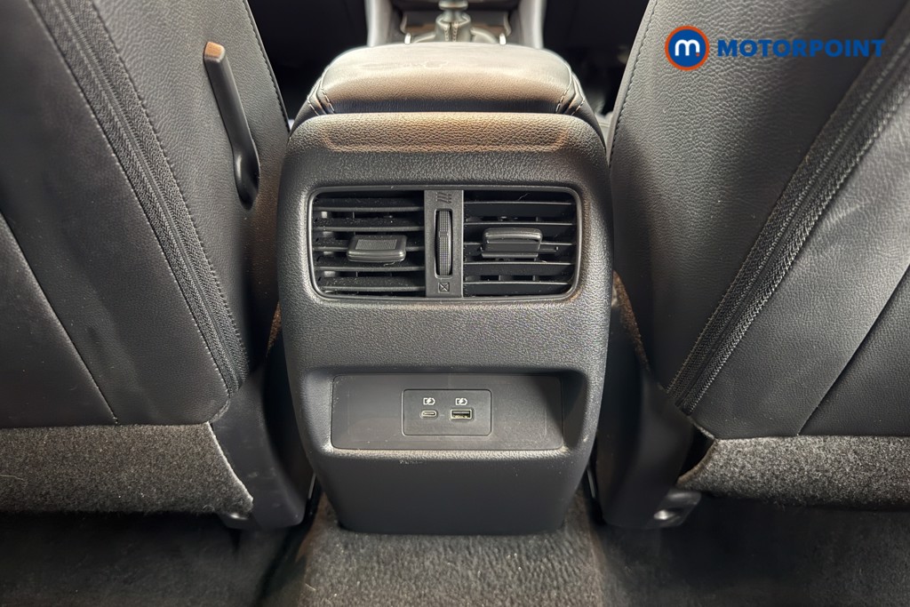 Nissan Qashqai Tekna Manual Petrol SUV - Stock Number (1591278) - 22nd supplementary image