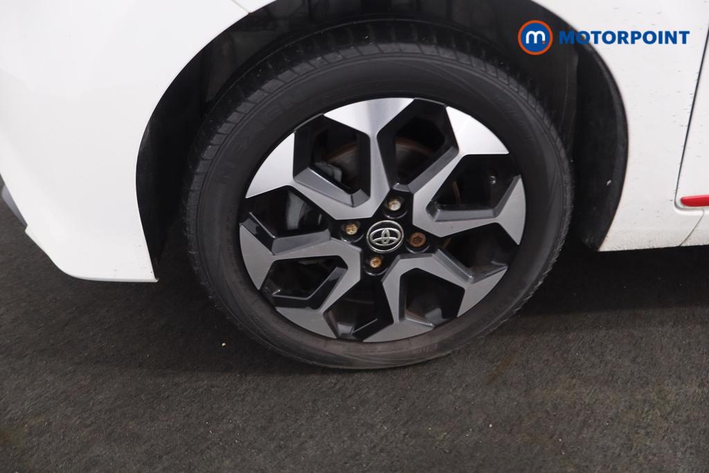 Toyota Aygo X-Trend Manual Petrol Hatchback - Stock Number (1591417) - 14th supplementary image