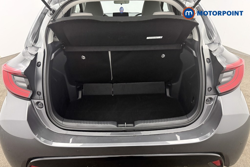 Toyota Yaris Excel Automatic Petrol-Electric Hybrid Hatchback - Stock Number (1591501) - 5th supplementary image