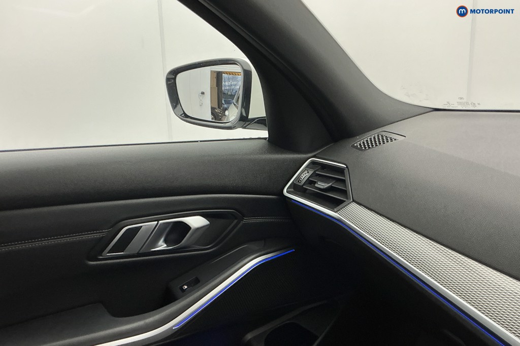 BMW 3 Series M Sport Automatic Petrol Saloon - Stock Number (1592421) - 17th supplementary image