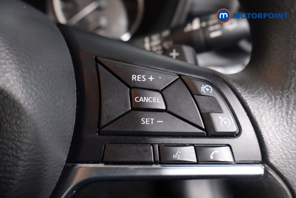 Nissan Juke Acenta Automatic Petrol SUV - Stock Number (1592490) - 8th supplementary image