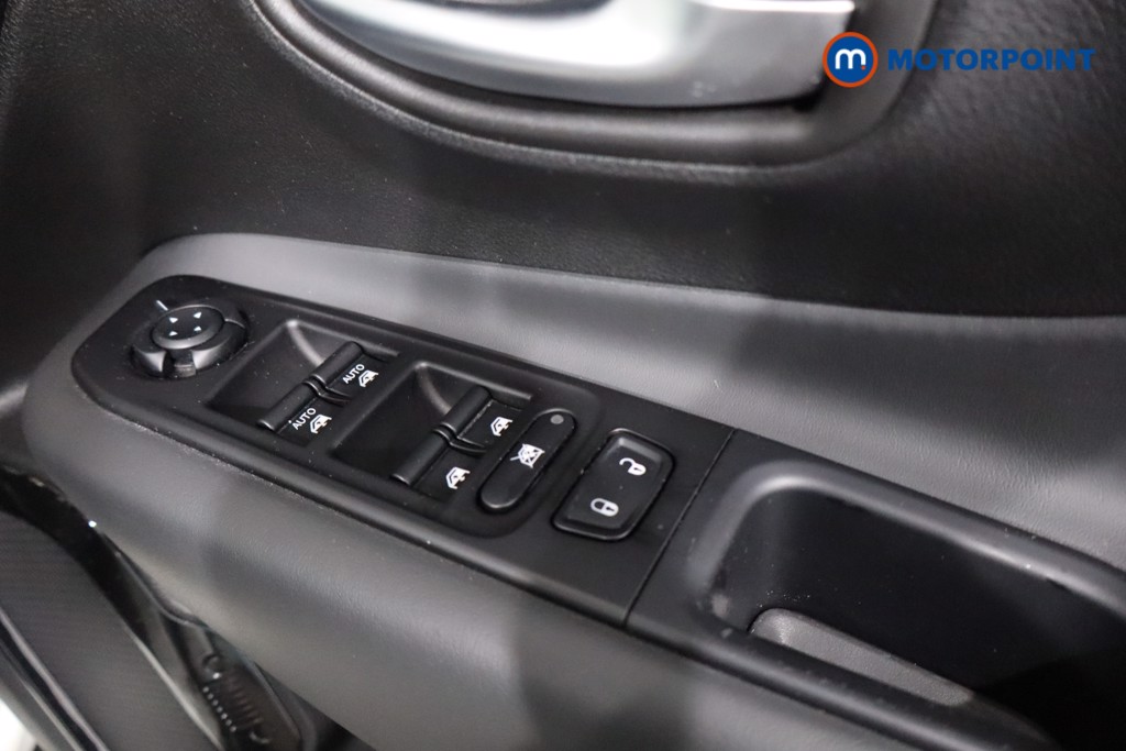 Jeep Renegade Night Eagle Ii Manual Diesel SUV - Stock Number (1592618) - 25th supplementary image