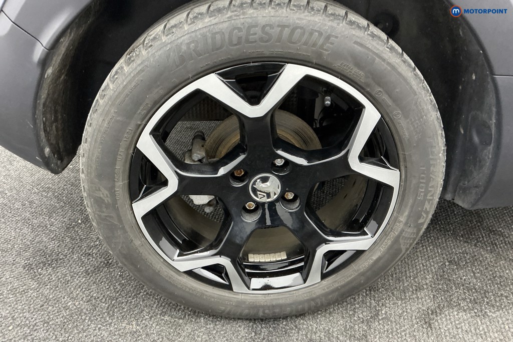 Vauxhall Crossland Ultimate Nav Manual Petrol SUV - Stock Number (1592984) - 32nd supplementary image