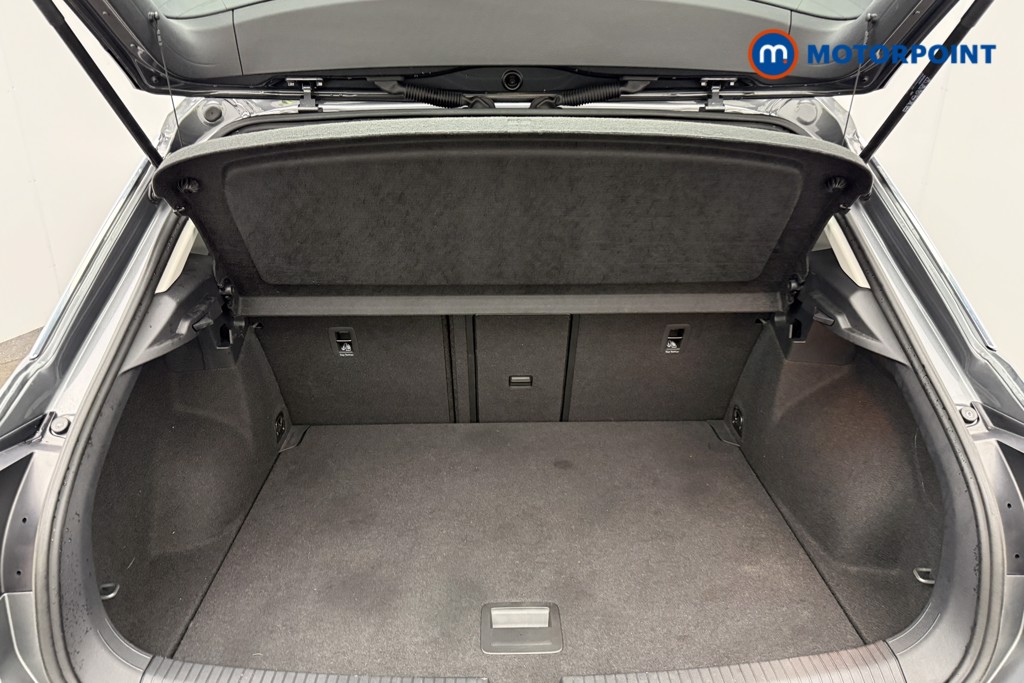 Volkswagen T-Roc Life Manual Petrol SUV - Stock Number (1594551) - 8th supplementary image