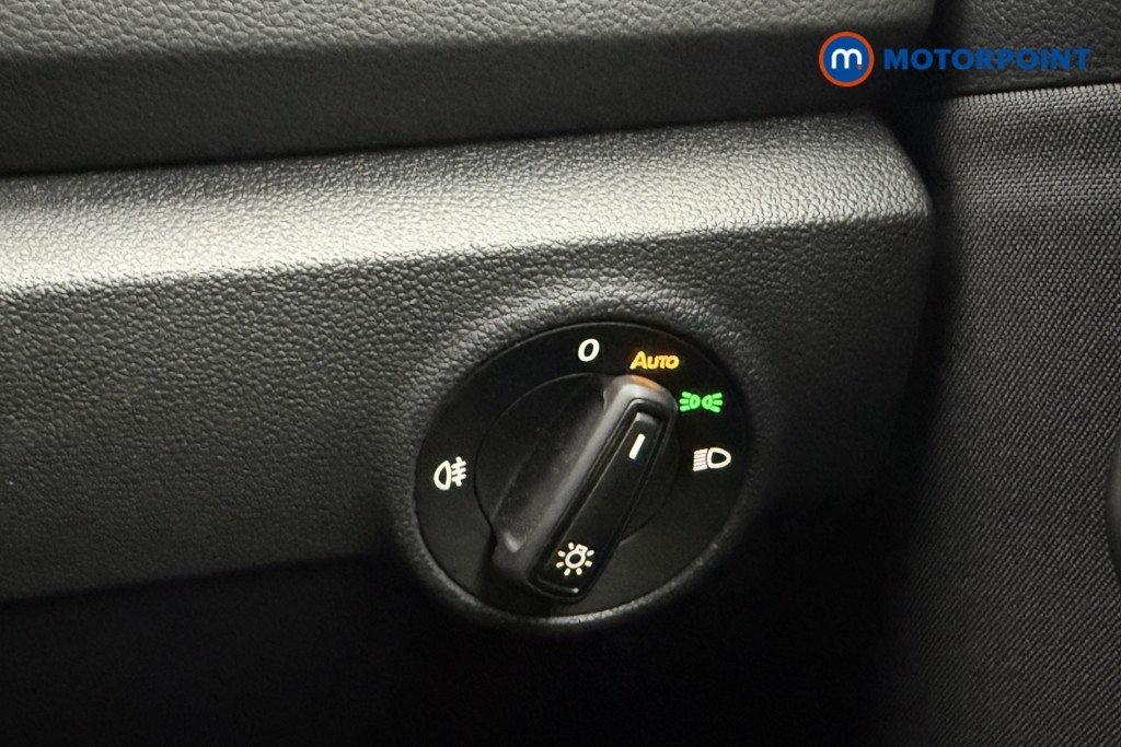 Volkswagen T-Roc Life Manual Petrol SUV - Stock Number (1594551) - 18th supplementary image