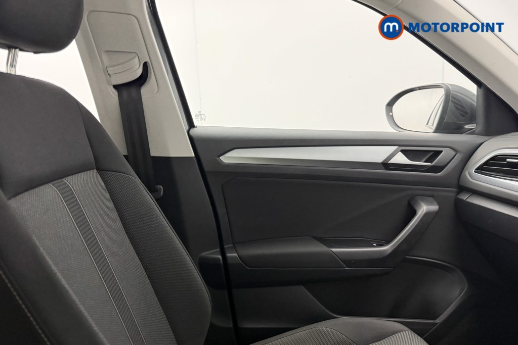Volkswagen T-Roc Life Manual Petrol SUV - Stock Number (1594551) - 39th supplementary image