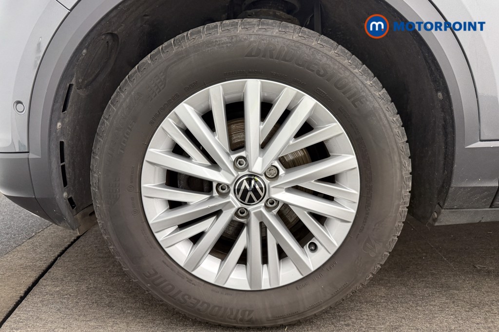Volkswagen T-Roc Life Manual Petrol SUV - Stock Number (1594551) - 40th supplementary image