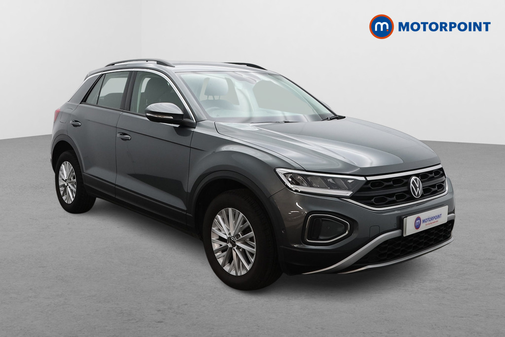 Volkswagen T-Roc Life Manual Petrol SUV - Stock Number (1594551) - Drivers side front corner