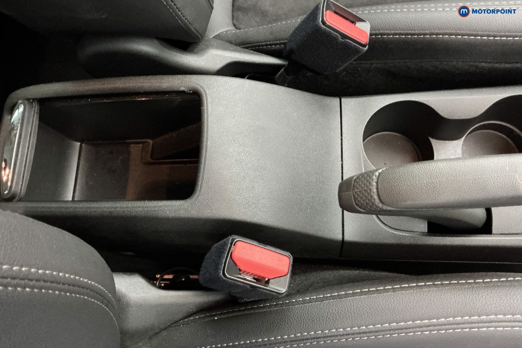 Vauxhall Crossland Ultimate Manual Diesel SUV - Stock Number (1594927) - 13th supplementary image