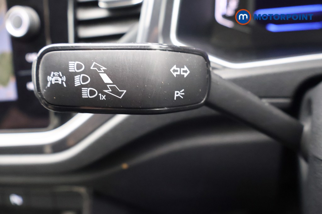 Volkswagen T-Roc SEL Manual Petrol SUV - Stock Number (1595445) - 5th supplementary image