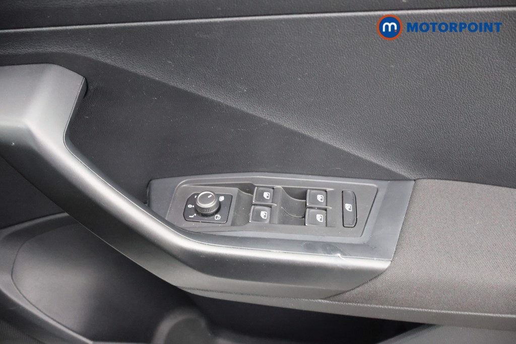 Volkswagen T-Roc SEL Manual Petrol SUV - Stock Number (1595445) - 14th supplementary image