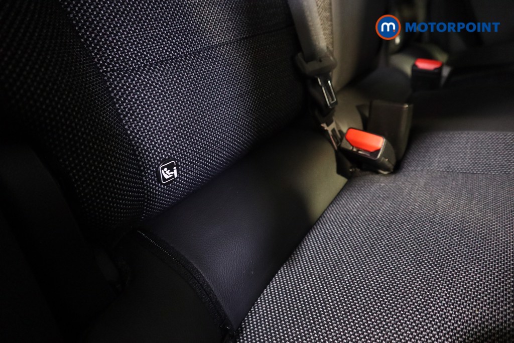 Renault Captur Techno Manual Petrol SUV - Stock Number (1595588) - 16th supplementary image