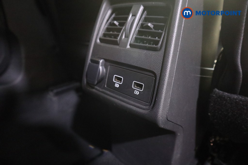 Renault Captur Techno Manual Petrol SUV - Stock Number (1595588) - 17th supplementary image