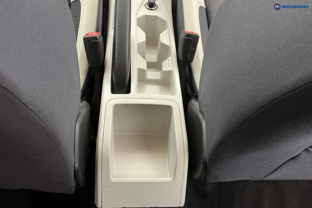 Volkswagen Polo Beats Manual Petrol Hatchback - Stock Number (1595932) - 10th supplementary image