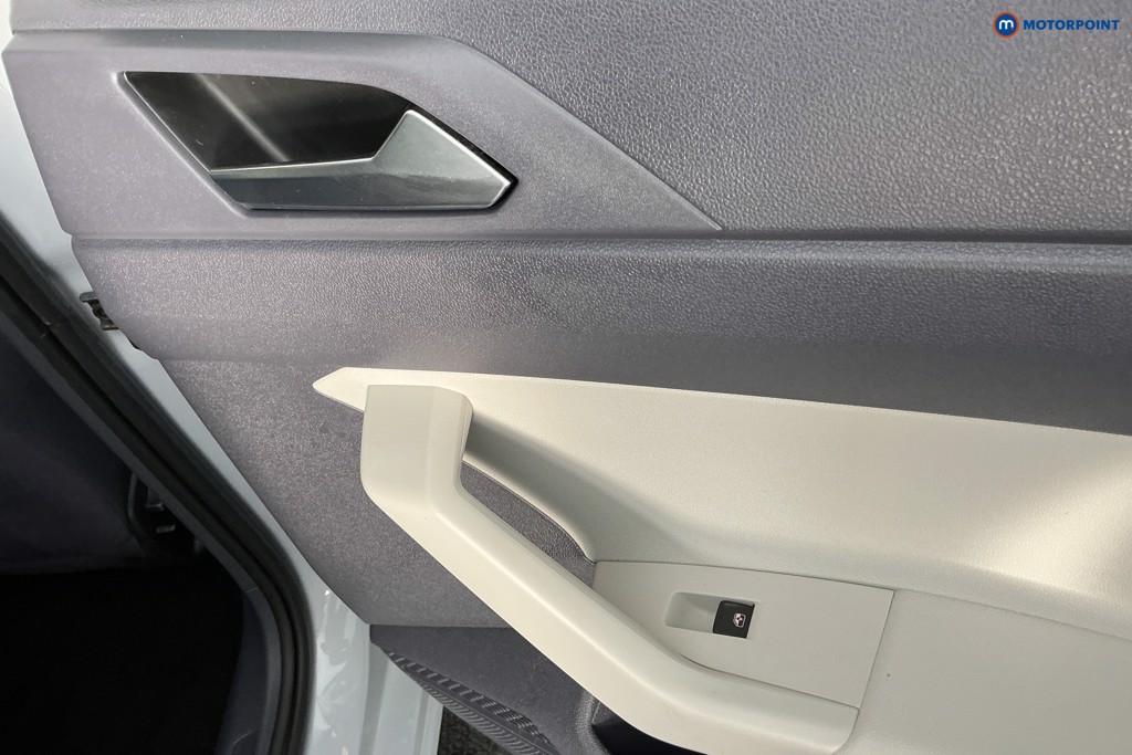 Volkswagen Polo Beats Manual Petrol Hatchback - Stock Number (1595932) - 25th supplementary image