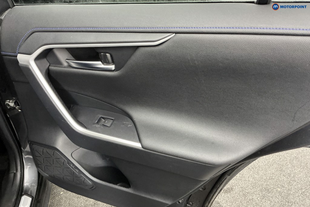 Toyota Rav4 Dynamic Automatic Petrol-Electric Hybrid SUV - Stock Number (1596000) - 24th supplementary image