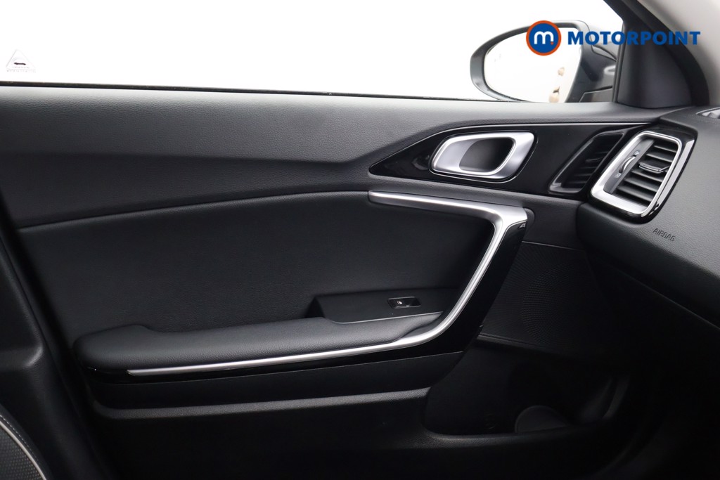 KIA Xceed 4 Manual Petrol Hatchback - Stock Number (1596189) - 11th supplementary image