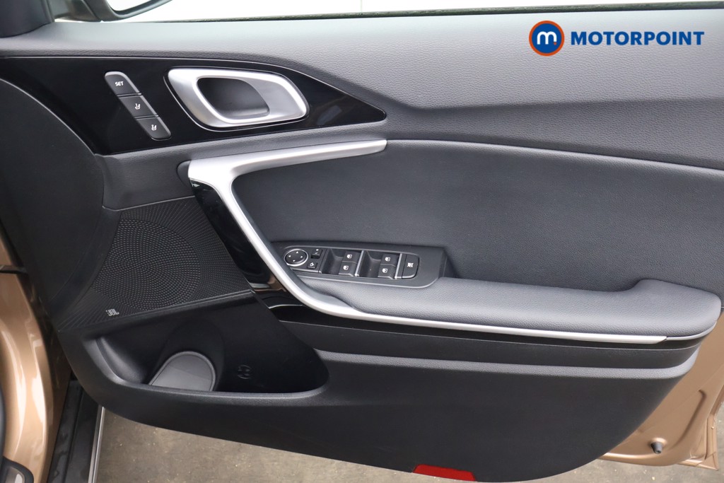 KIA Xceed 4 Manual Petrol Hatchback - Stock Number (1596189) - 13th supplementary image