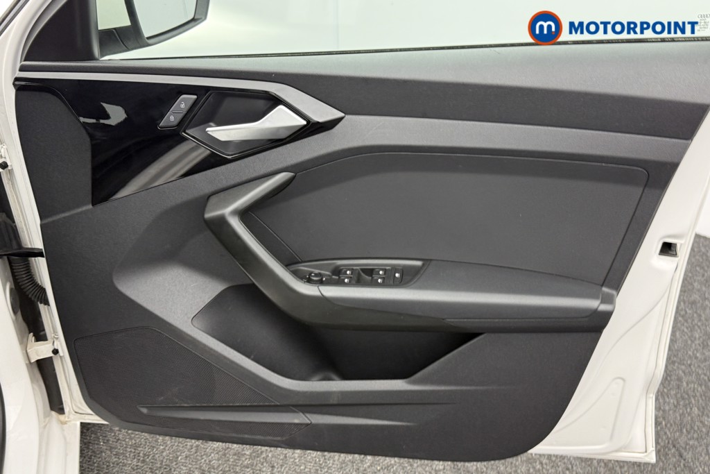 Audi A1 Technik Manual Petrol Hatchback - Stock Number (1596192) - 15th supplementary image