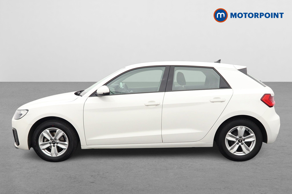 Audi A1 Technik Manual Petrol Hatchback - Stock Number (1596192) - Passenger side