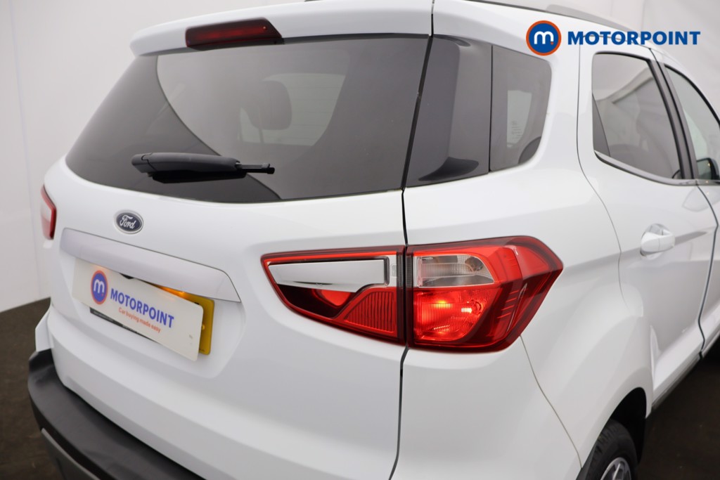 Ford Ecosport Titanium Automatic Petrol SUV - Stock Number (1596291) - 23rd supplementary image