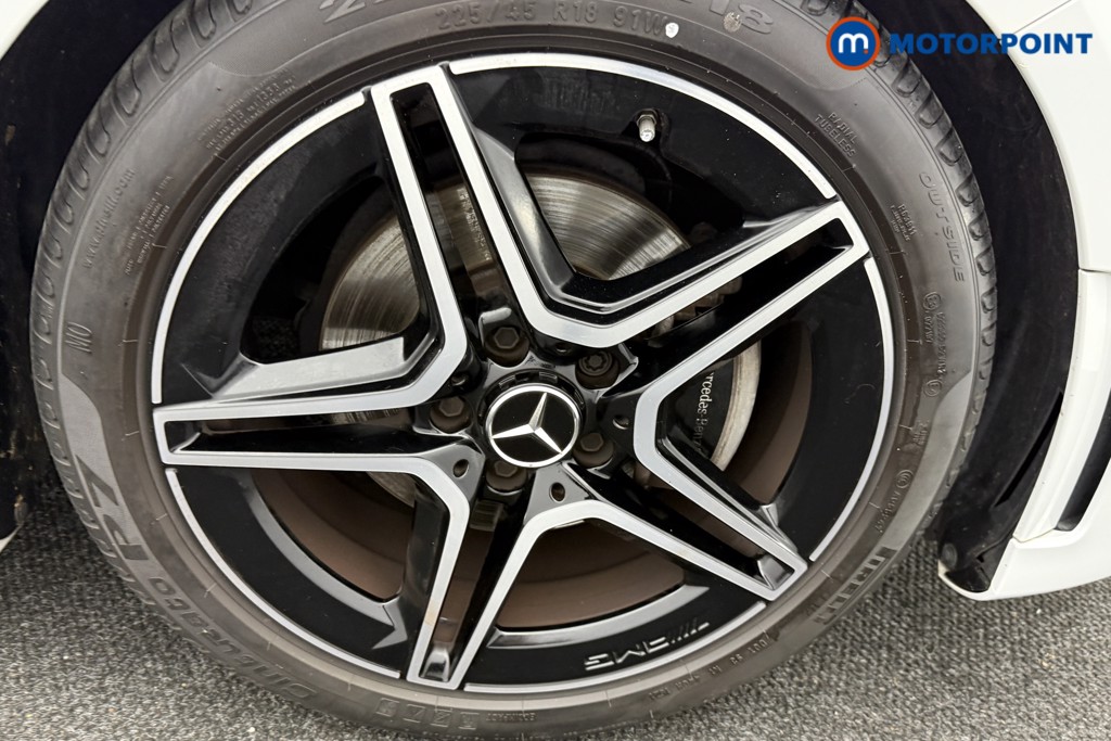 Mercedes-Benz A Class Amg Line Executive Edition Manual Petrol Saloon - Stock Number (1596478) - 31st supplementary image