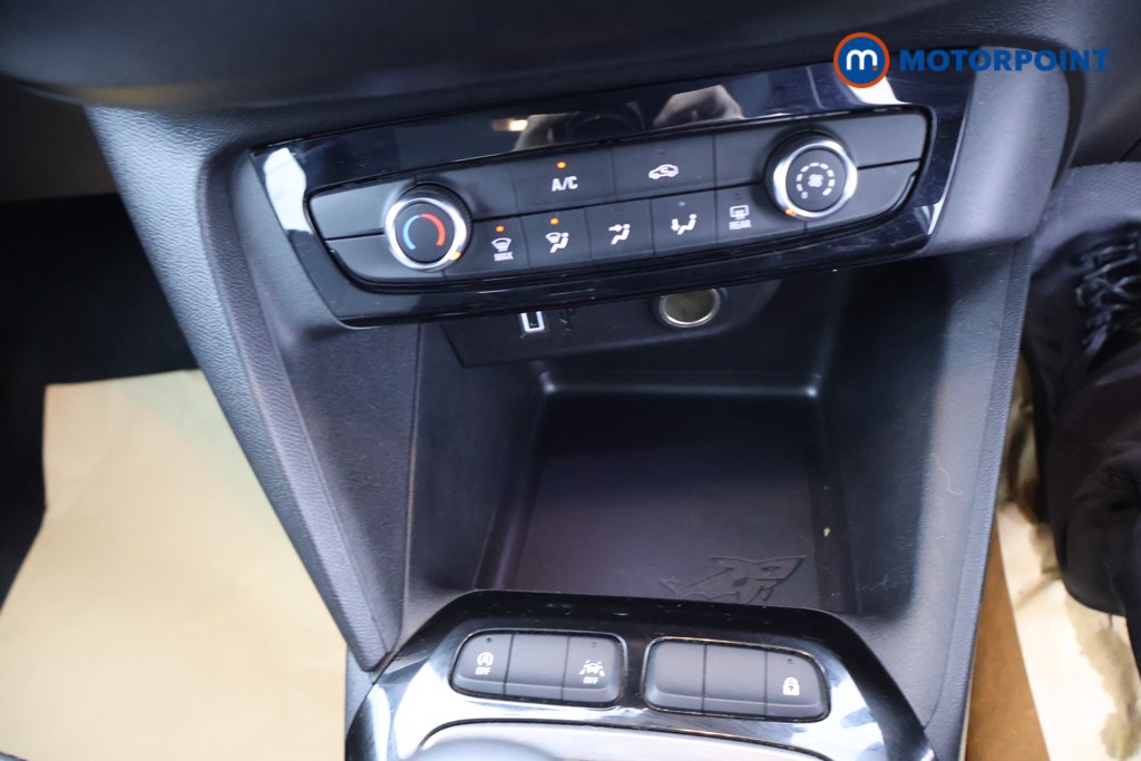 Vauxhall Corsa Design Manual Petrol Hatchback - Stock Number (1596552) - 8th supplementary image