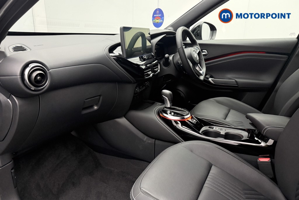 Nissan Juke Tekna Automatic Petrol SUV - Stock Number (1596701) - 8th supplementary image