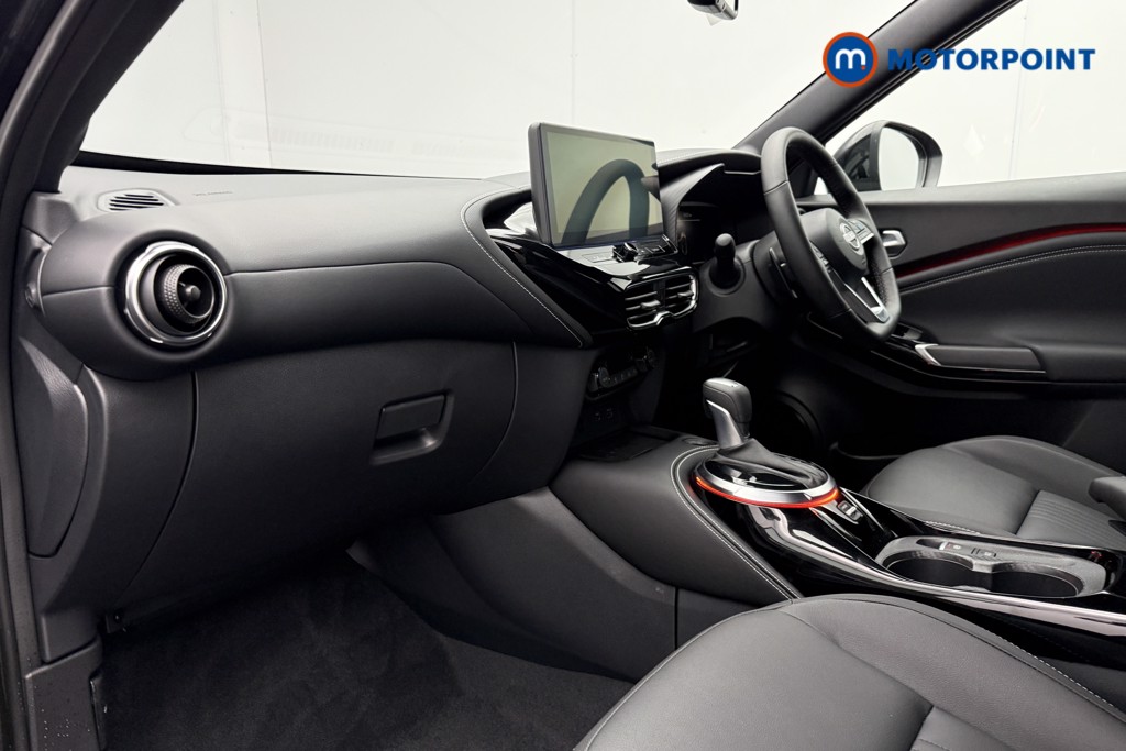 Nissan Juke Tekna Automatic Petrol SUV - Stock Number (1596702) - 8th supplementary image