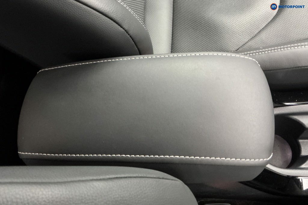 Toyota Corolla Excel Automatic Petrol-Electric Hybrid Estate - Stock Number (1596802) - 13th supplementary image