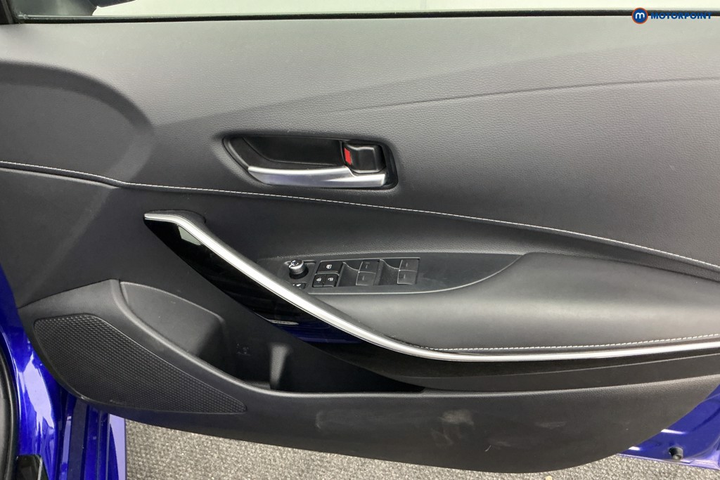 Toyota Corolla Excel Automatic Petrol-Electric Hybrid Estate - Stock Number (1596802) - 22nd supplementary image