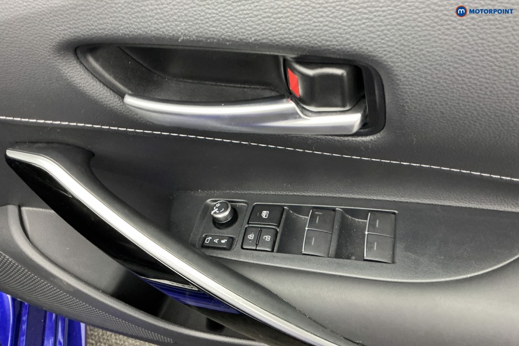 Toyota Corolla Excel Automatic Petrol-Electric Hybrid Estate - Stock Number (1596802) - 23rd supplementary image