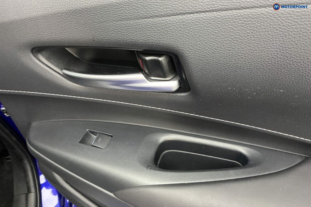 Toyota Corolla Excel Automatic Petrol-Electric Hybrid Estate - Stock Number (1596802) - 25th supplementary image