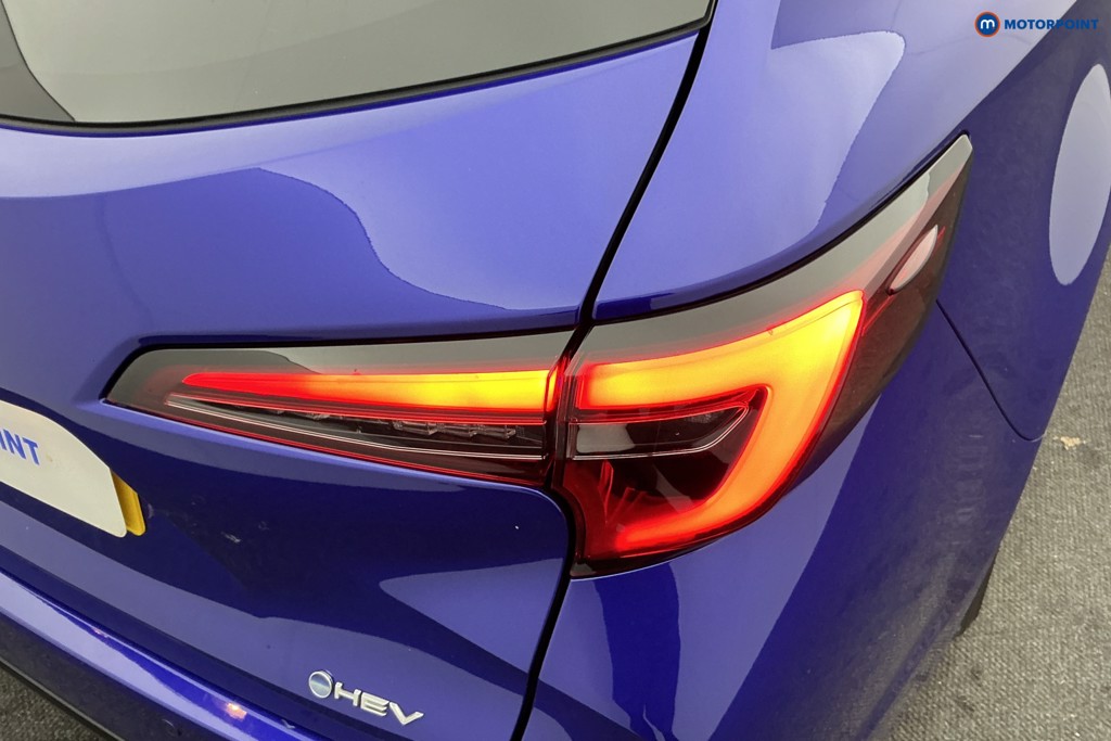 Toyota Corolla Excel Automatic Petrol-Electric Hybrid Estate - Stock Number (1596802) - 30th supplementary image