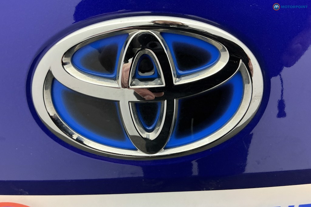 Toyota Corolla Excel Automatic Petrol-Electric Hybrid Estate - Stock Number (1596802) - 33rd supplementary image