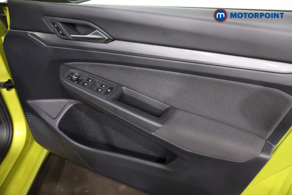 Volkswagen Golf Style Automatic Petrol Hatchback - Stock Number (1596925) - 24th supplementary image