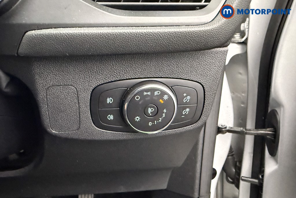 Ford Focus Titanium X Manual Petrol Hatchback - Stock Number (1596926) - 14th supplementary image