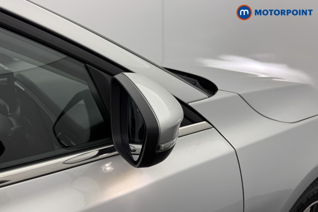 Ford Focus Titanium X Manual Petrol Hatchback - Stock Number (1596926) - 19th supplementary image