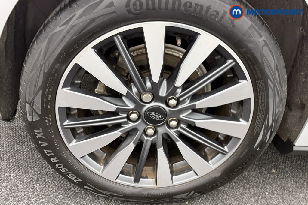 Ford Focus Titanium X Manual Petrol Hatchback - Stock Number (1596926) - 32nd supplementary image