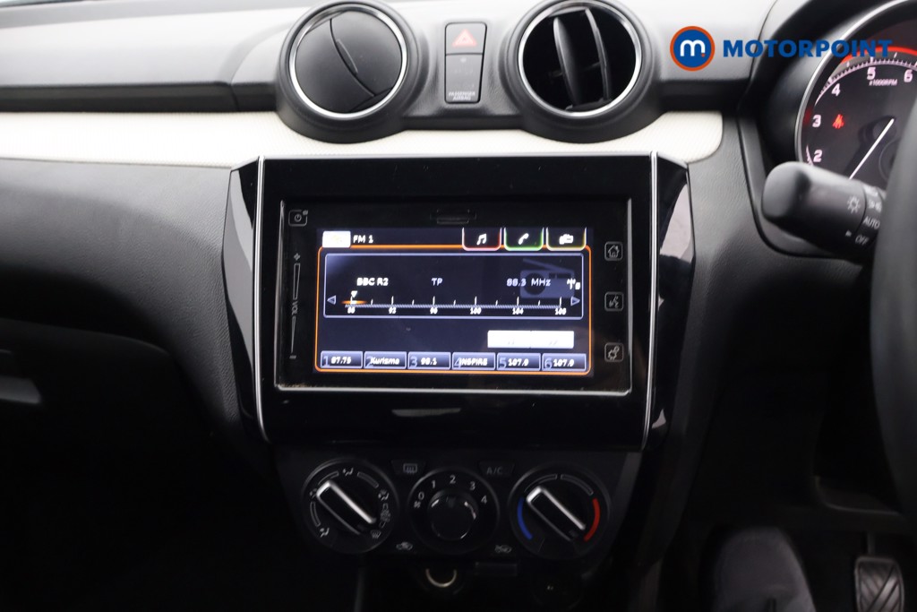 Suzuki Swift Sz-L Manual Petrol Hatchback - Stock Number (1597131) - 8th supplementary image