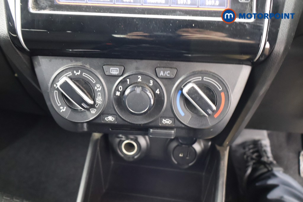 Suzuki Swift Sz-L Manual Petrol Hatchback - Stock Number (1597131) - 9th supplementary image